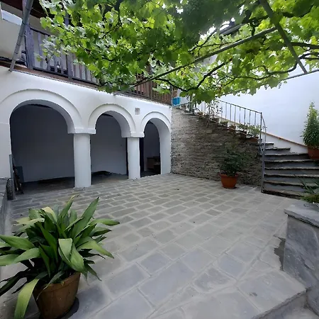 Kwatera prywatna The Stone Arch *